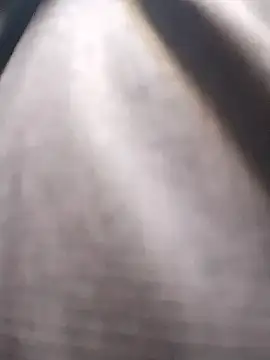 Snapshot of heartless__95 chatting on 12.17.25 heartless 95 online show from 12.17.25