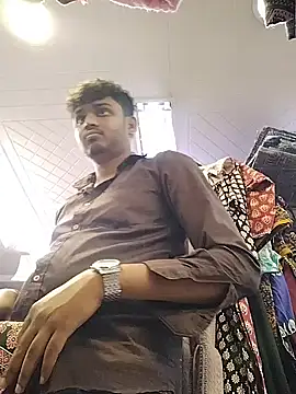 Snapshot of heartless__95 chatting on 02.04.26 heartless 95 online show from 02.04.26