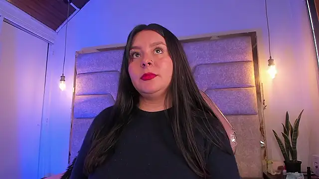 EmaJames25 online show from 01.09.26