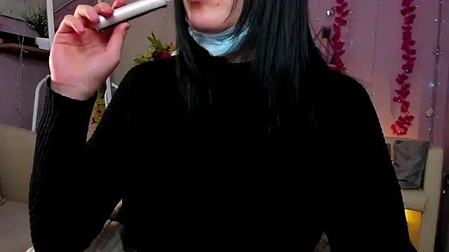 Snapshot of Jennifer_murr chatting on 12.19.25 Jennifer murr online show from 12.19.25