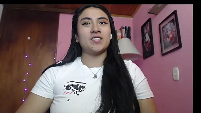 bunnyemilyrose36 online show from 12.13.24