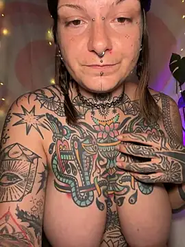 lizzardqueeen online show from 03.15.26