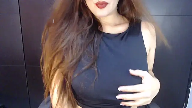 Snapshot of AdharaLujan chatting on 12.01.24 AdharaLujan online show from 12.01.24