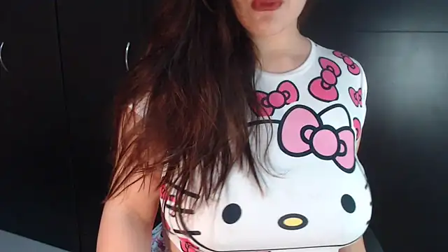 Snapshot of AdharaLujan chatting on 03.23.25 AdharaLujan online show from 03.23.25