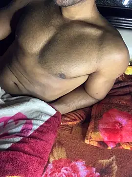 Snapshot of Vampire_xoxo chatting on 02.06.25 Vampire xoxo online show from 02.06.25