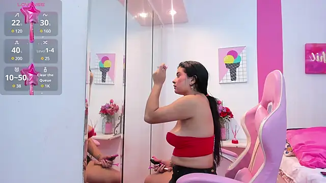 scarlette 15  online show from 01.31.25