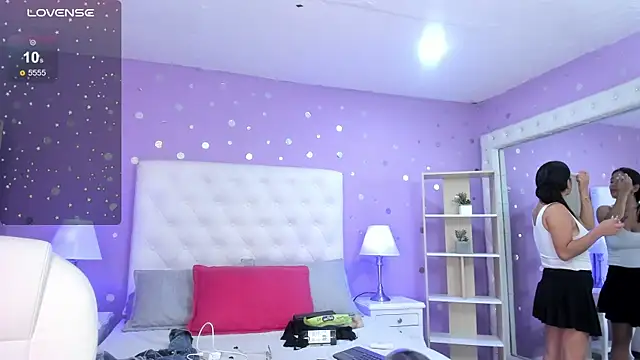 scarlette 15  online show from 09.13.25