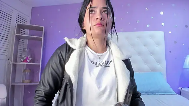 scarlette 15  online show from 02.20.26