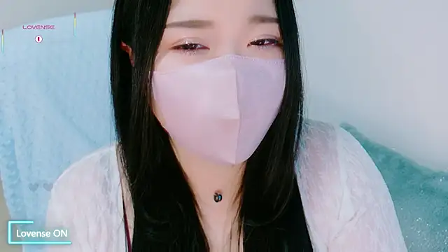 Snapshot of yukinko_o_ chatting on 05.09.26 yukinko o online show from 05.09.26