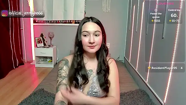 Snapshot of Jennyke66 chatting on 12.12.24 Jennyke66 online show from 12.12.24