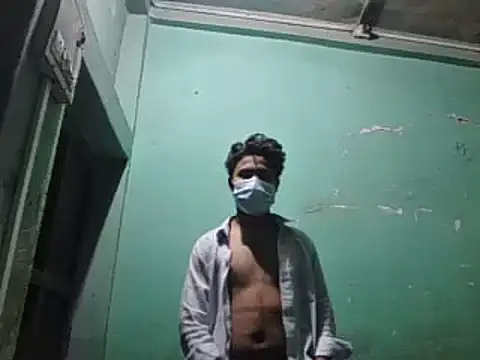 Snapshot of scoozeme chatting on 01.17.25 scoozeme online show from 01.17.25