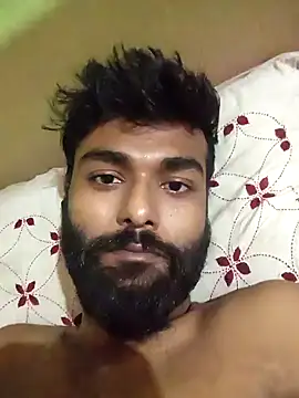 Snapshot of scoozeme chatting on 10.05.25 scoozeme online show from 10.05.25