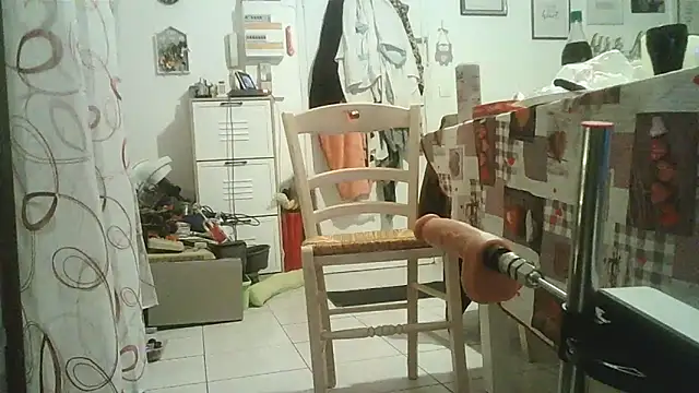 cyril020202 online show from 11.06.25