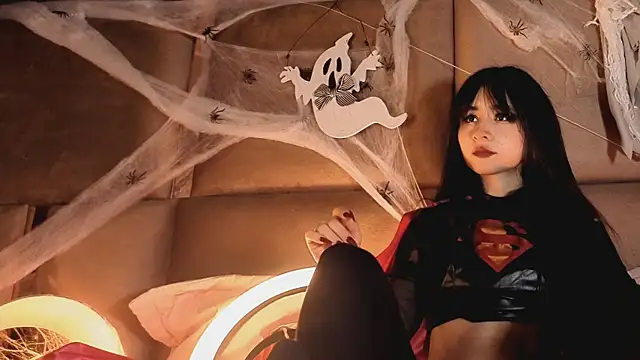 Snapshot of angelinepossy chatting on 10.30.25 angelinepossy online show from 10.30.25