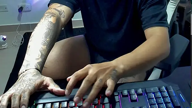 stebankechima online show from 12.16.25