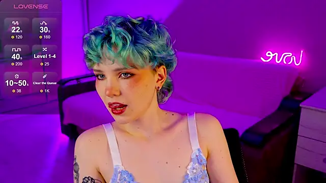 Snapshot of School_Love chatting on 12.11.24 School Love online show from 12.11.24