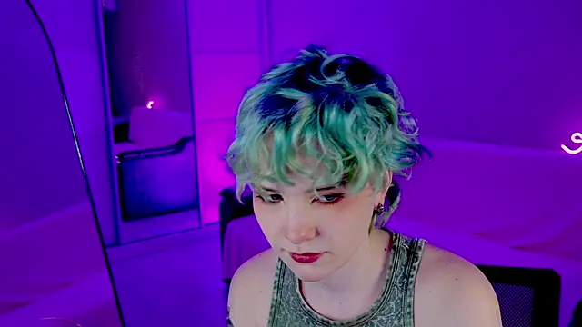 Snapshot of School_Love chatting on 01.23.25 School Love online show from 01.23.25