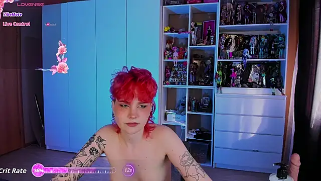 School Love online show from 04.23.26