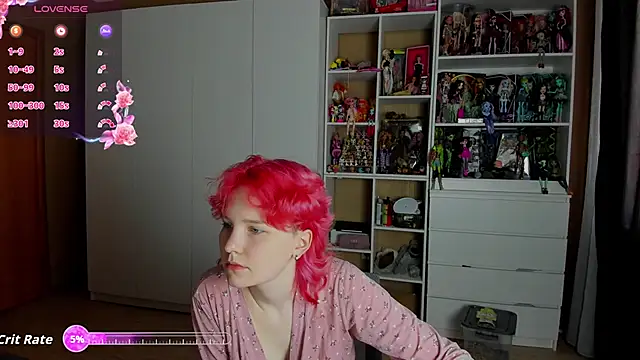 School Love online show from 05.07.26