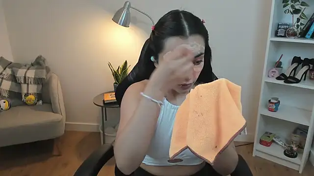  BellaEvans  online show from 03.07.25