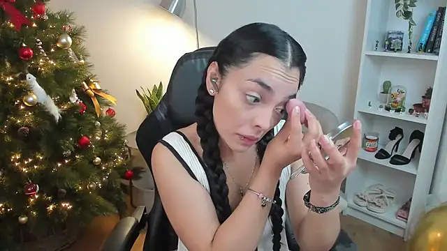  BellaEvans  online show from 12.03.25