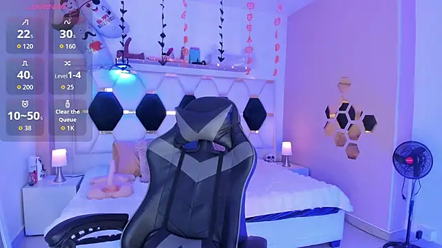 Snapshot of North-Dio chatting on 10.23.25 North-Dio online show from 10.23.25