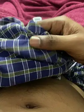 Snapshot of ASIF_F chatting on 12.26.24 ASIF F online show from 12.26.24