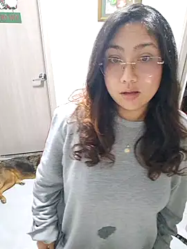 Mia Ruiz online show from 11.23.25