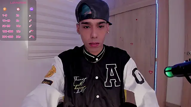 aldrinwhite online show from 03.13.25