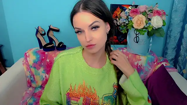 Snapshot of LindaaLu chatting on 03.03.25 LindaaLu online show from 03.03.25