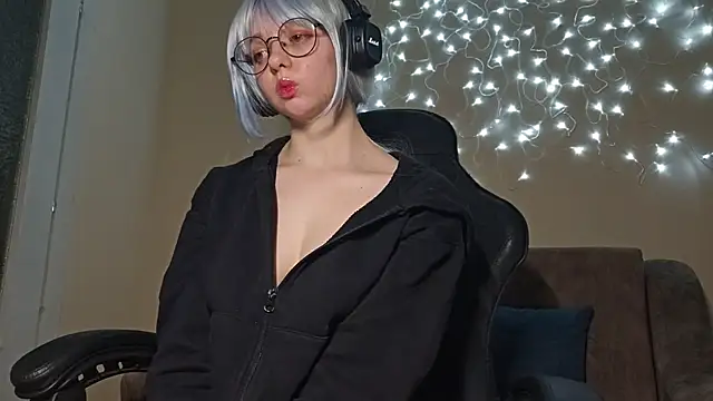 DanaWard online show from 01.20.25