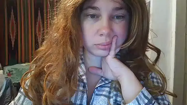 Cora Maro online show from 09.15.25