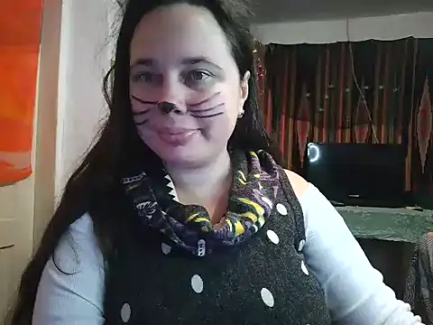 Cora Maro online show from 11.05.25