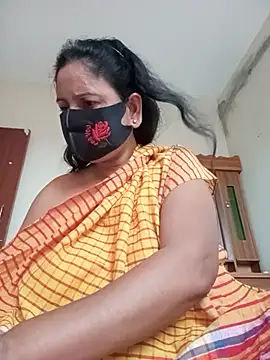 Snapshot of Neha-Roy chatting on 07.19.26 Neha-Roy online show from 07.19.26