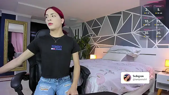 charolbruce 1 online show from 10.14.25