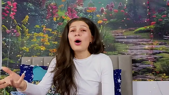 MadameDeFeu online show from 02.10.25