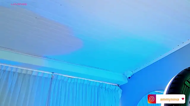 Snapshot of Ammy_nova chatting on 10.22.25 Ammy nova online show from 10.22.25