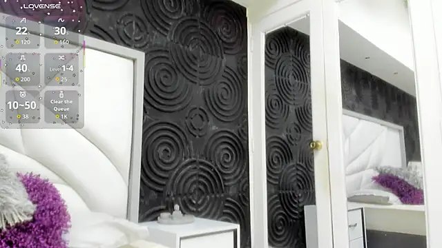 AbigailWilliams  online show from 10.27.25