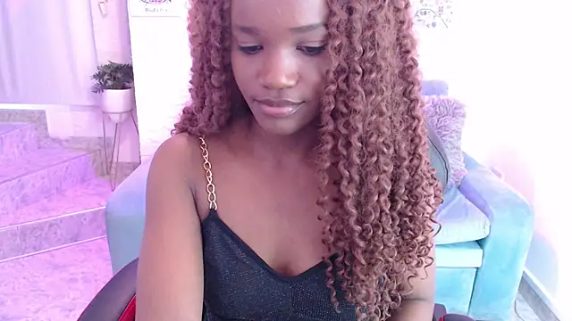 Snapshot of cattalheya chatting on 02.01.25 cattalheya online show from 02.01.25