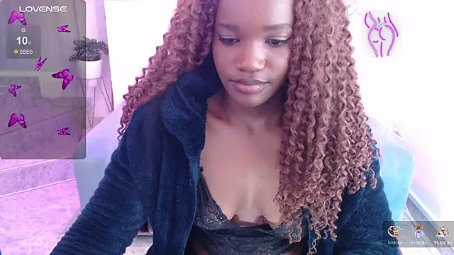 Snapshot of cattalheya chatting on 02.22.25 cattalheya online show from 02.22.25