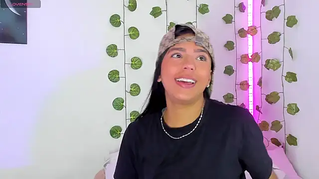 BarbieHotLaura online show from 01.31.25