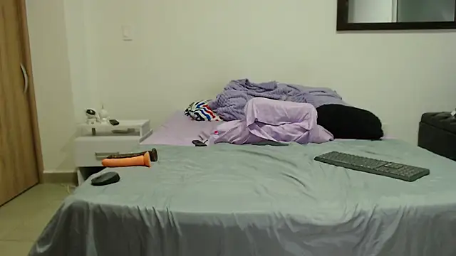 AnnieRoss69 online show from 02.11.25