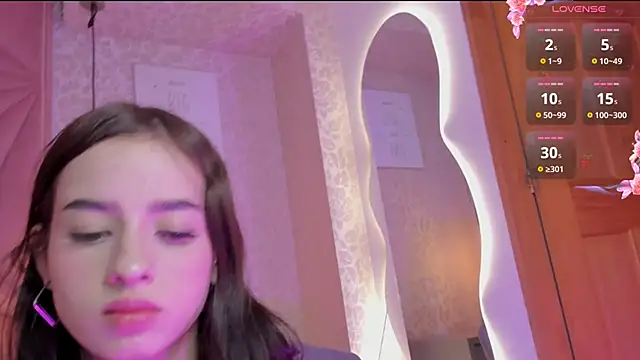 Snapshot of salome-brown chatting on 01.07.25 salome-brown online show from 01.07.25