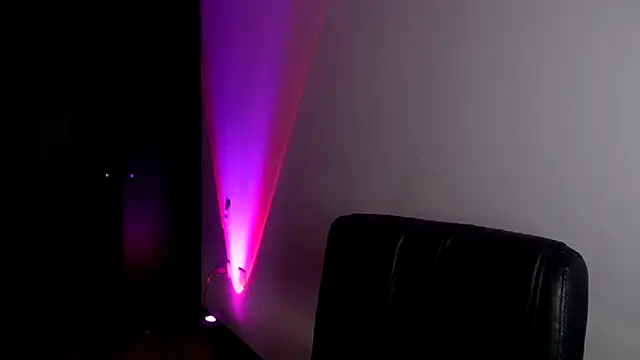 Snapshot of salome-brown chatting on 03.06.25 salome-brown online show from 03.06.25