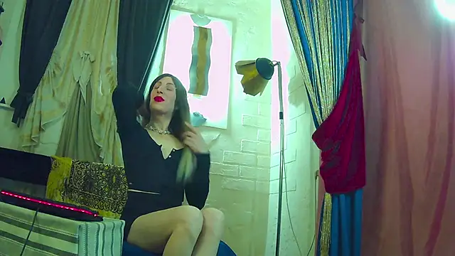 Mary Loon online show from 04.22.26