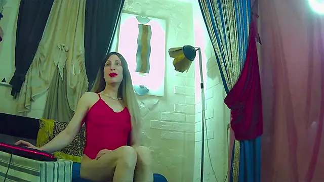 Mary Loon online show from 04.23.26