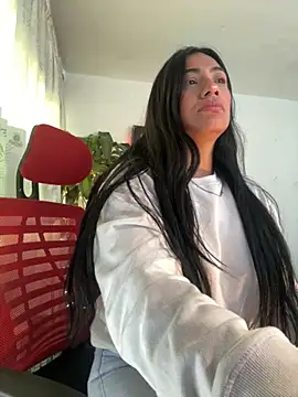 emmily d online show from 11.18.25