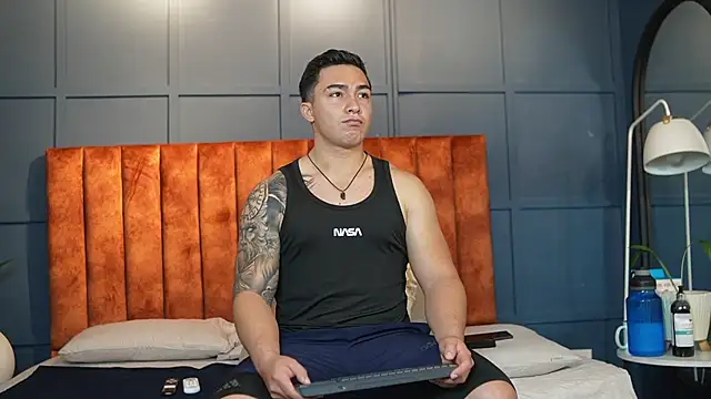 Ryan Hunt online show from 02.24.25