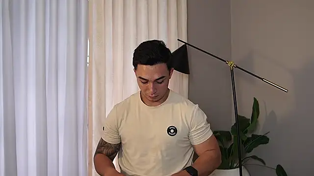 Ryan Hunt online show from 10.18.25