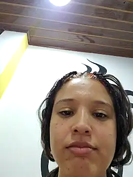 Snapshot of LorenRosse chatting on 01.31.25 LorenRosse online show from 01.31.25